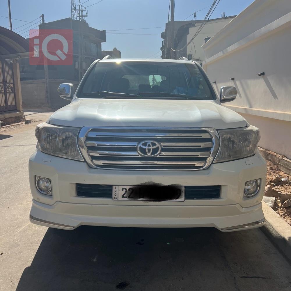 تويوتا لاندكروزر